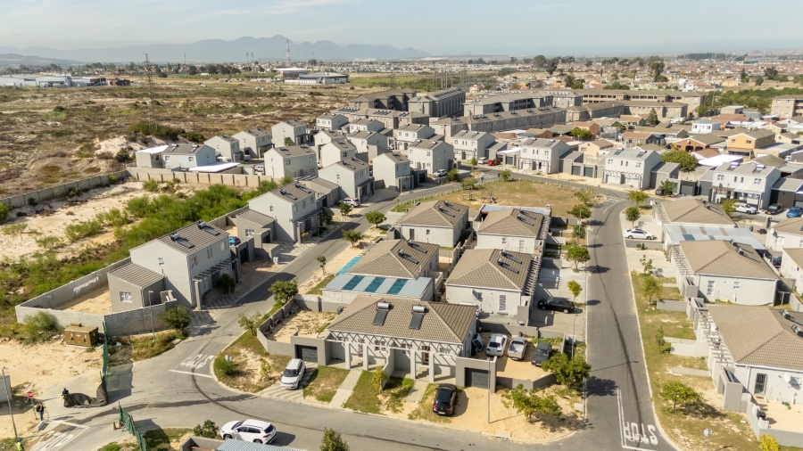 3 Bedroom Property for Sale in Bardale Village Western Cape